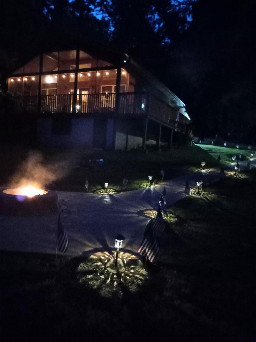 ガトリンバーグ A Garden Blessingヴィラ エクステリア 写真